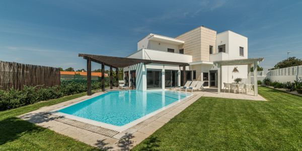Inversores, Intermediarios, Agentes y Brokers Inmobiliarios en Leganés · Villas