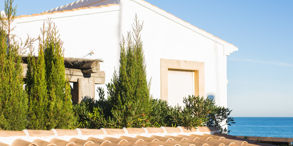 Inversores, Intermediarios, Agentes y Brokers Inmobiliarios en Leganés · Casas de Playa